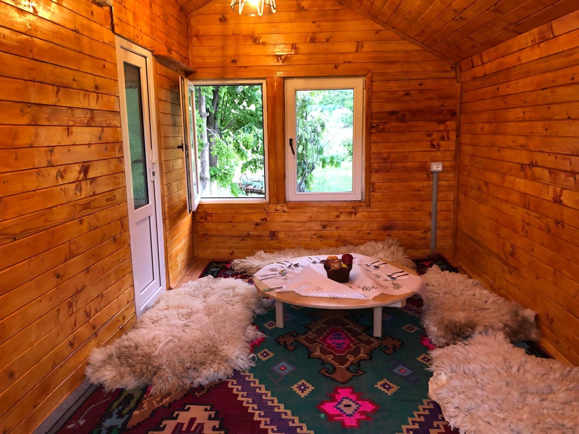 Bujtina Gashi Guest House Kukes Esterno foto