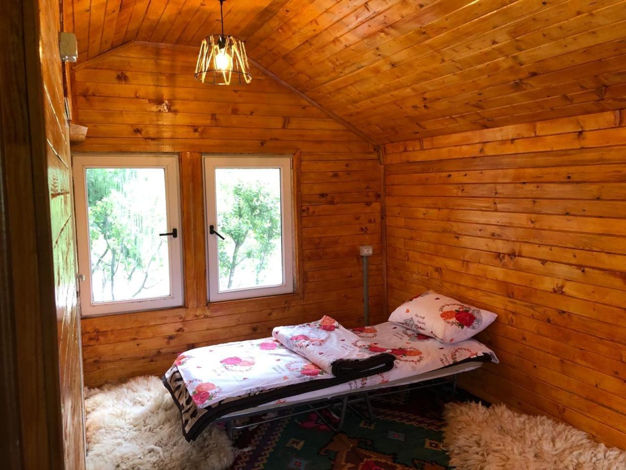 Bujtina Gashi Guest House Kukes Esterno foto